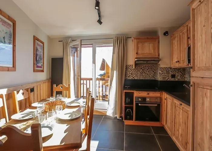Chalet Triplex 75M² Val Thorens - 2 Chambres, 1 Cabine, Cheminee, Wifi, Proche Pistes Et Commerces - Fr-1-637-11