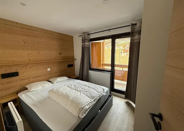 Cozy Chalet Top Heart Of Val Thorens Ski In Out